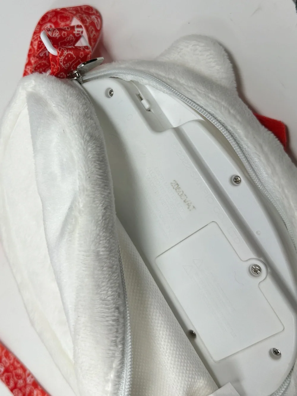 Hello kitty purse - hello kitty interactive “talking” bag